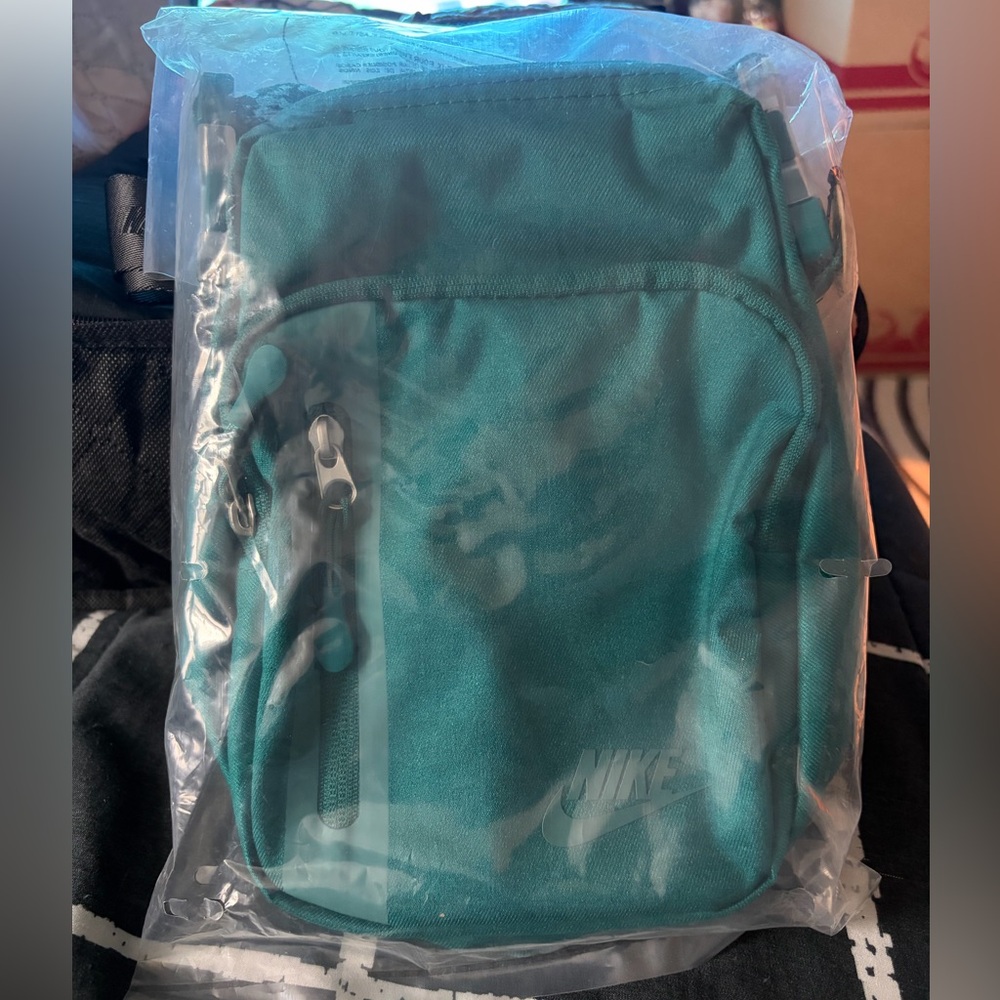 🔥Nike Elemental Crossbody